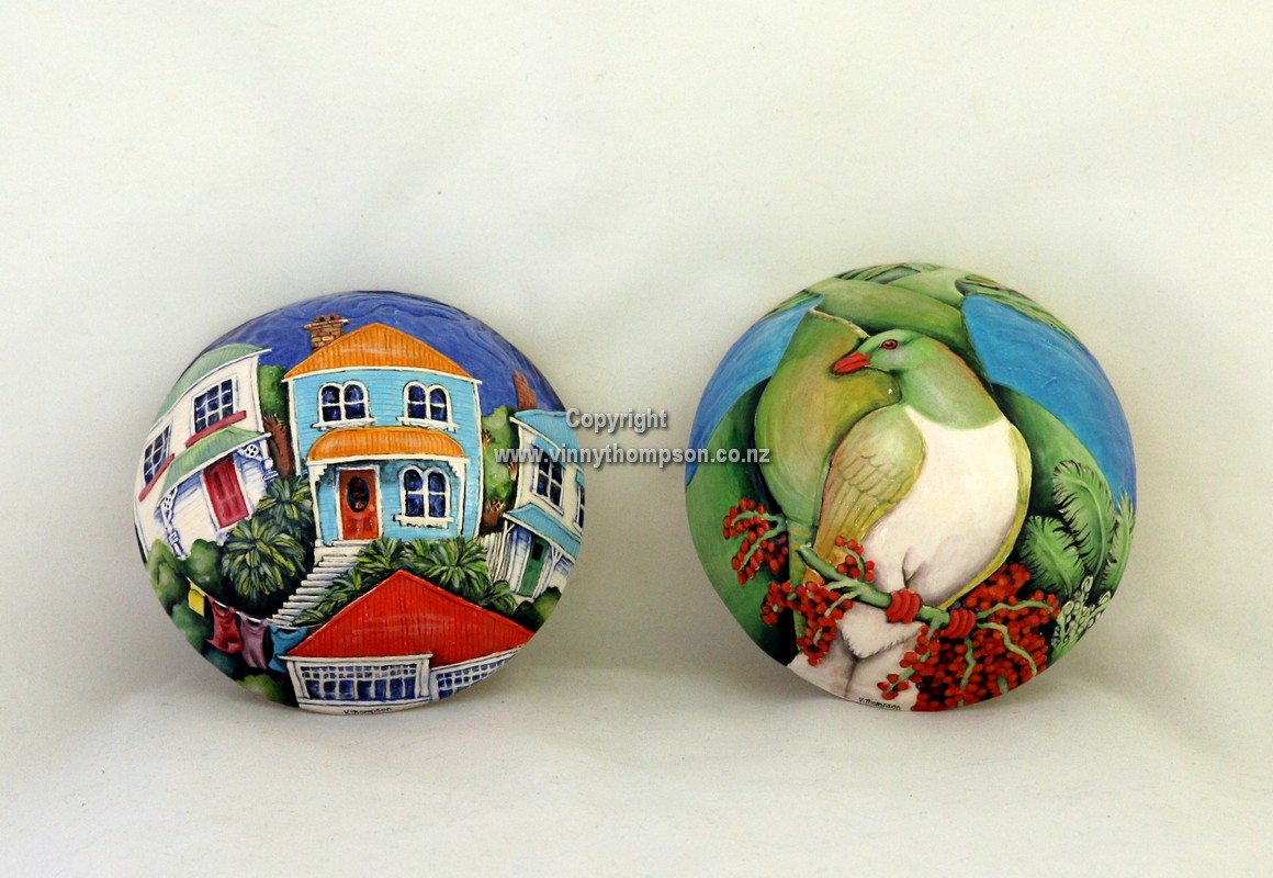 Hilly Wellington / Pigeon in Treetops